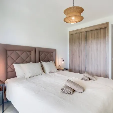 2br Sunny Golf Apt. Tuin Met Golfbaan Uitzicht * Estepona