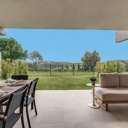 2br Sunny Golf Apt. Tuin Met Golfbaan Uitzicht * Estepona