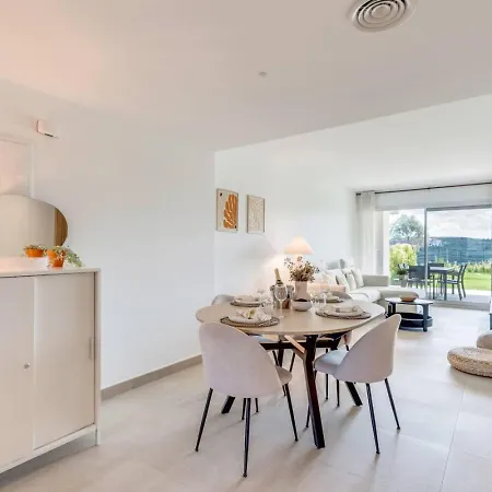 Apartmán 2br Sunny Golf Apt. Tuin Met Golfbaan Uitzicht